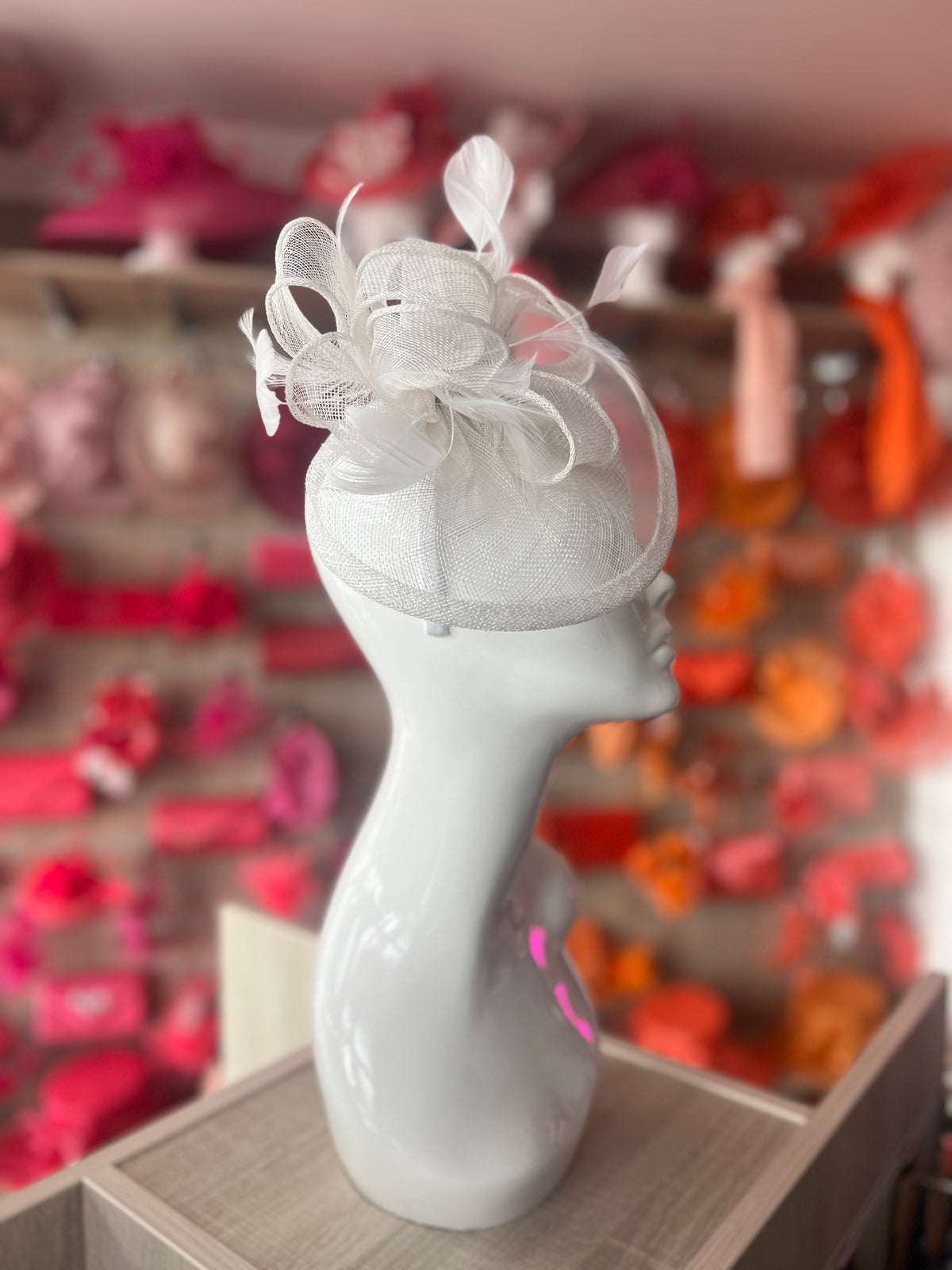 Off White Fasniator With Ruched Sinamay &amp; Loops-Fascinators Direct