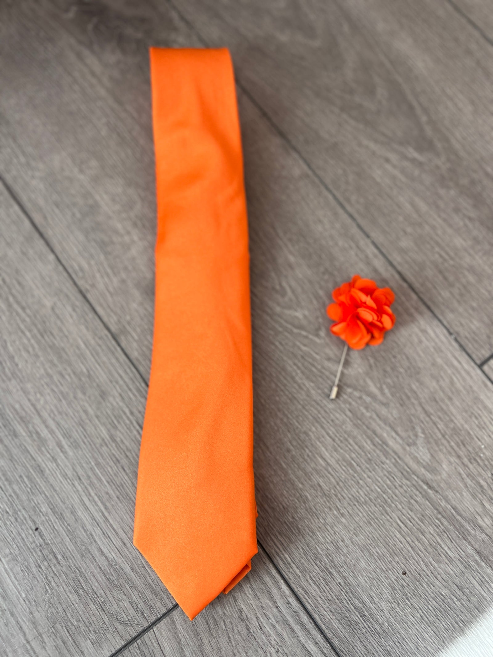 Orange Men’s Classic Tie & Pin-Fascinators Direct