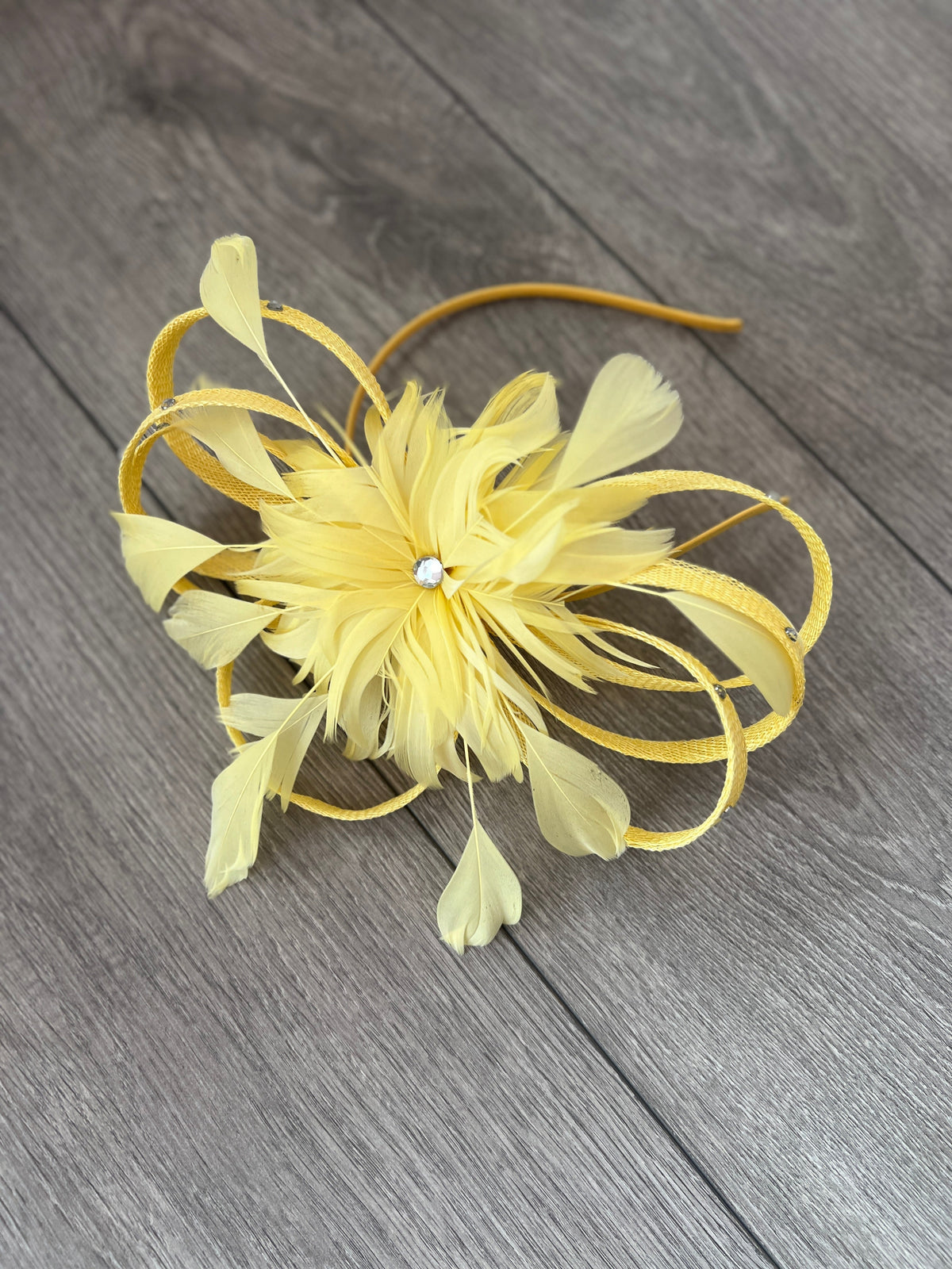 Pale Yellow Fascinator With Diamanté Loops &amp; Flower-Fascinators Direct