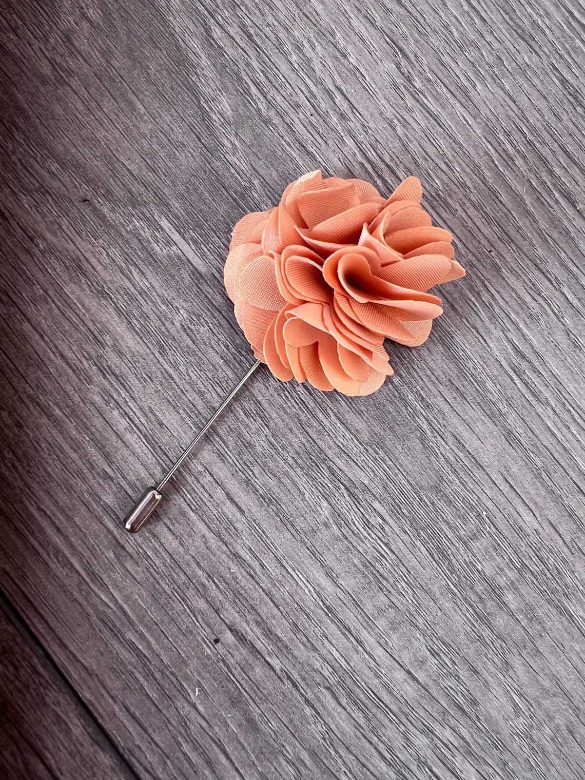 Peach Men’s Classic Tie &amp; Pin-Fascinators Direct
