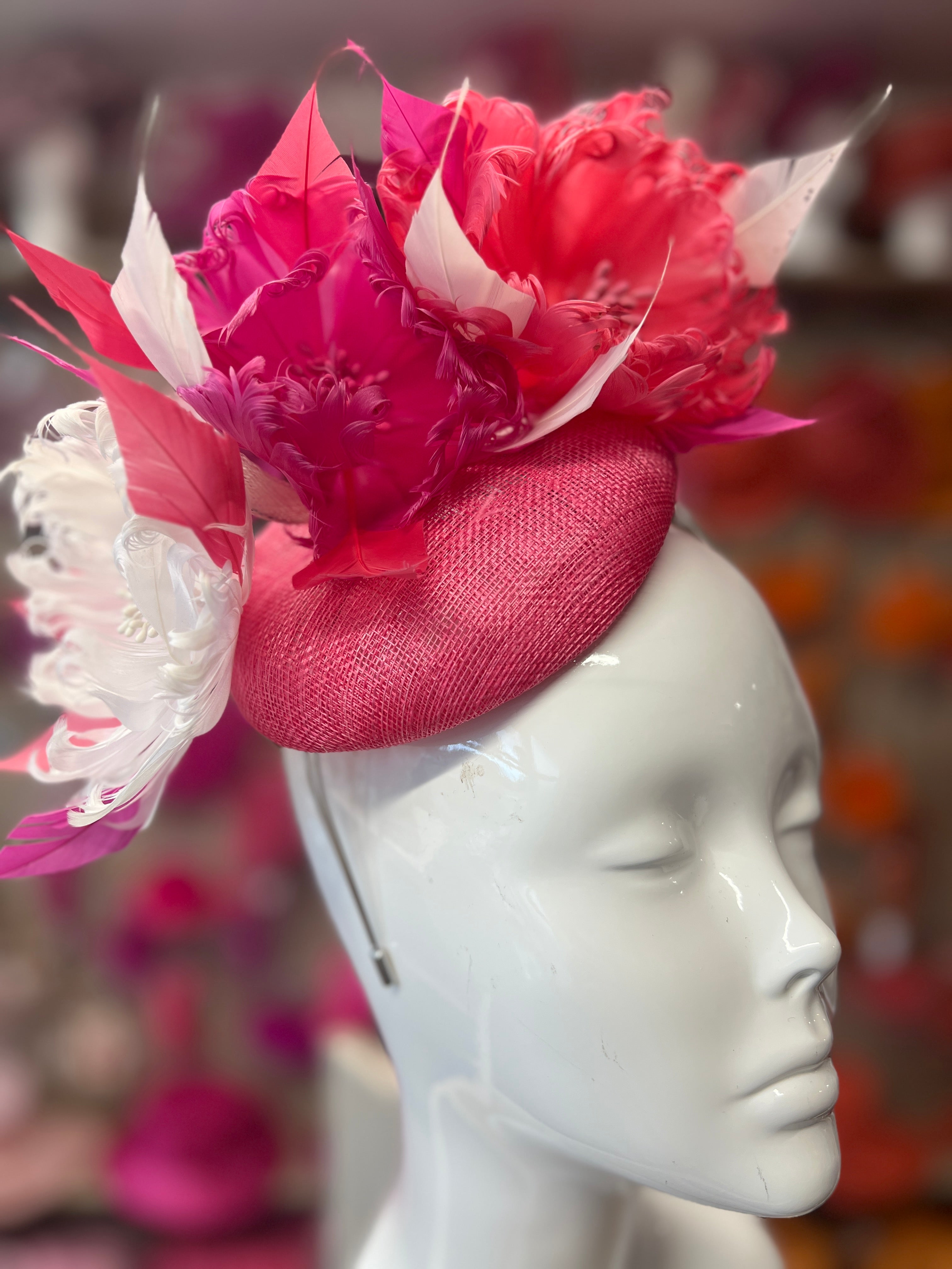 Pillbox Hat With Goblet Feather Flowers-Cerise/Fuchsia/White display picture 1