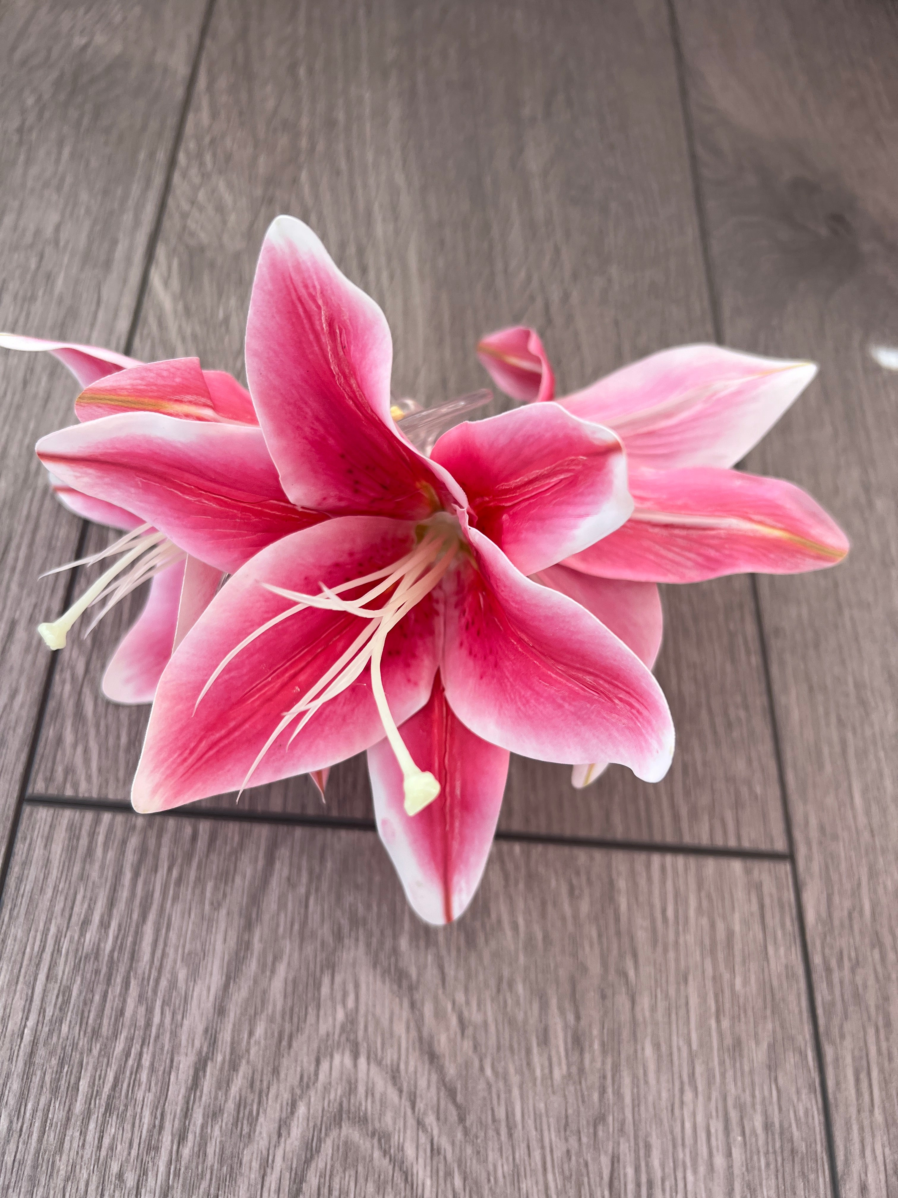 lily flower hair accessories Pink Lily Flower Claw Clip
