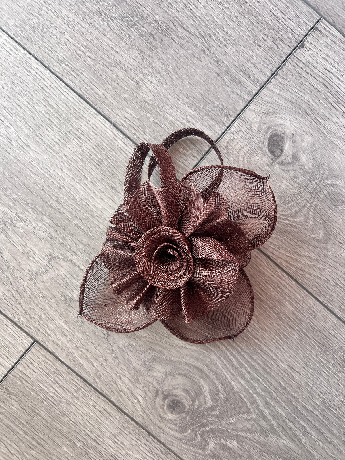 Brown sinamay 2024 fascinator with brown silk peony