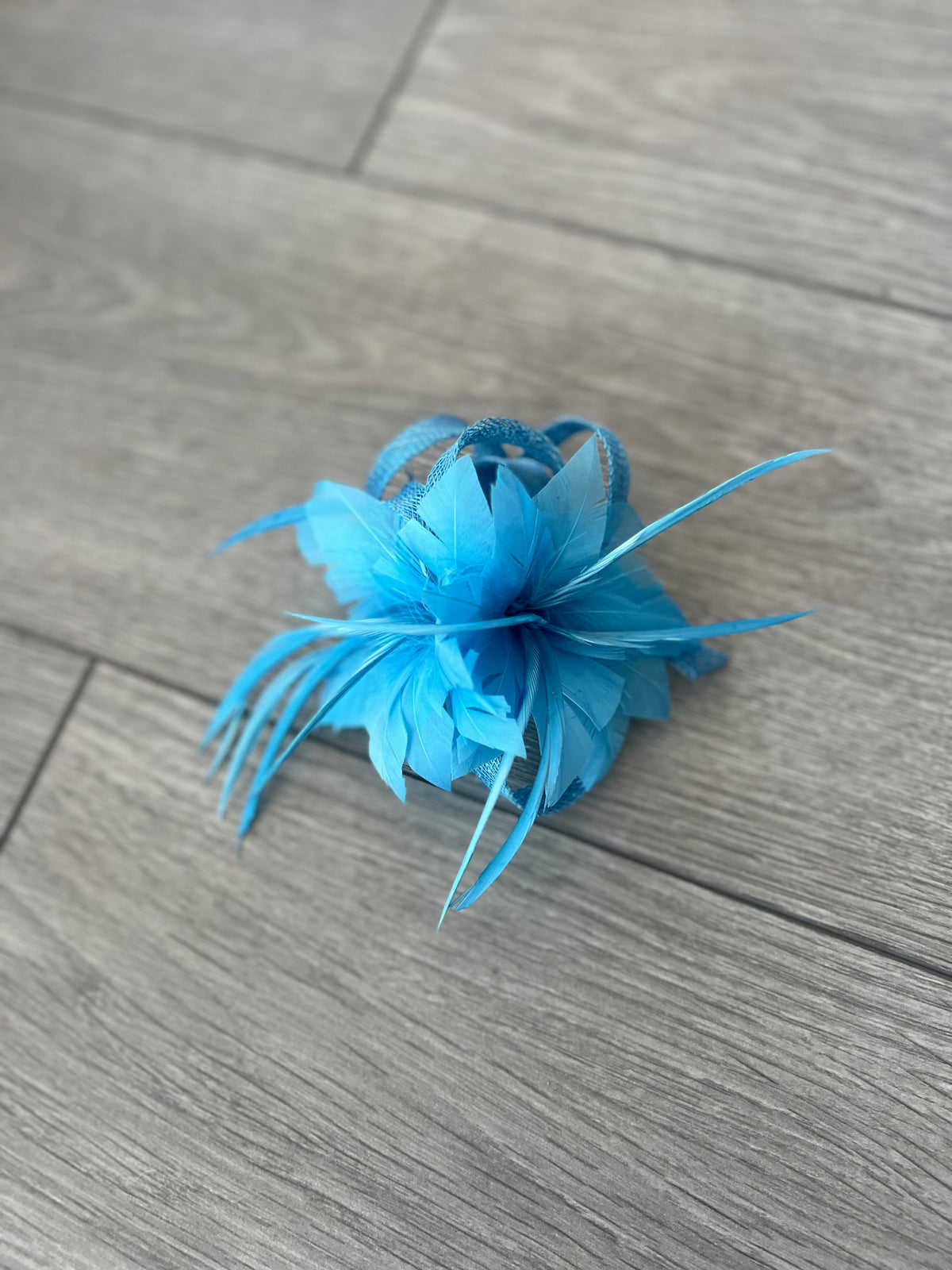 SMALL BLUE FASCINATOR CLIP WITH FEATHERS &amp; LOOPS-Fascinators Direct