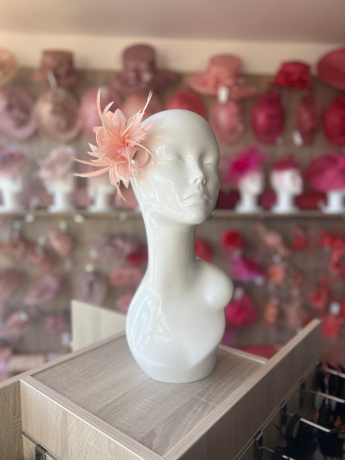 SMALL NUDE/ PINK FASCINATOR CLIP WITH FEATHERS &amp; SATIN LOOPS-Fascinators Direct