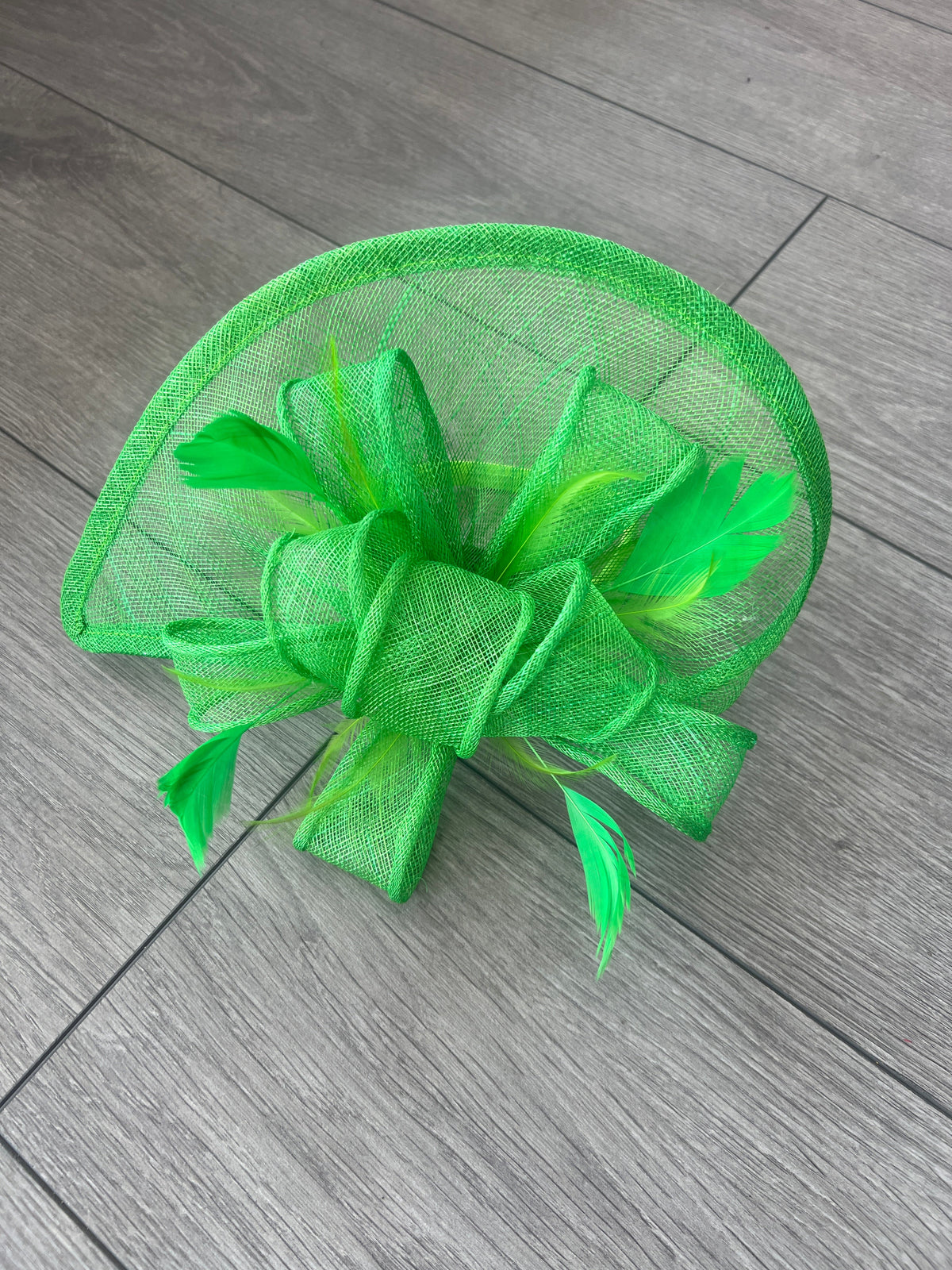 SPRING GREEN FASCINATOR WITH RUCHED SINAMAY &amp; LOOPS-Fascinators Direct