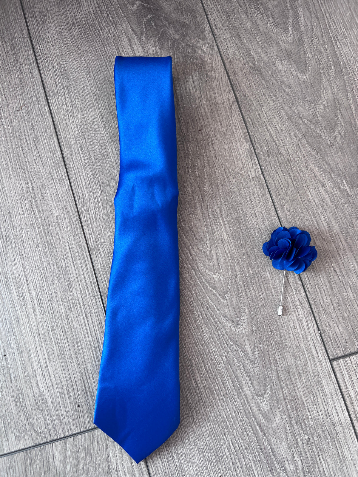 Sapphire Men’s Classic Tie &amp; Pin-Fascinators Direct
