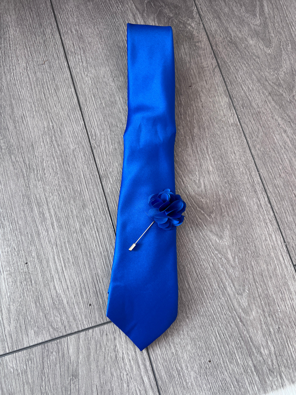 Sapphire Men’s Classic Tie &amp; Pin-Fascinators Direct