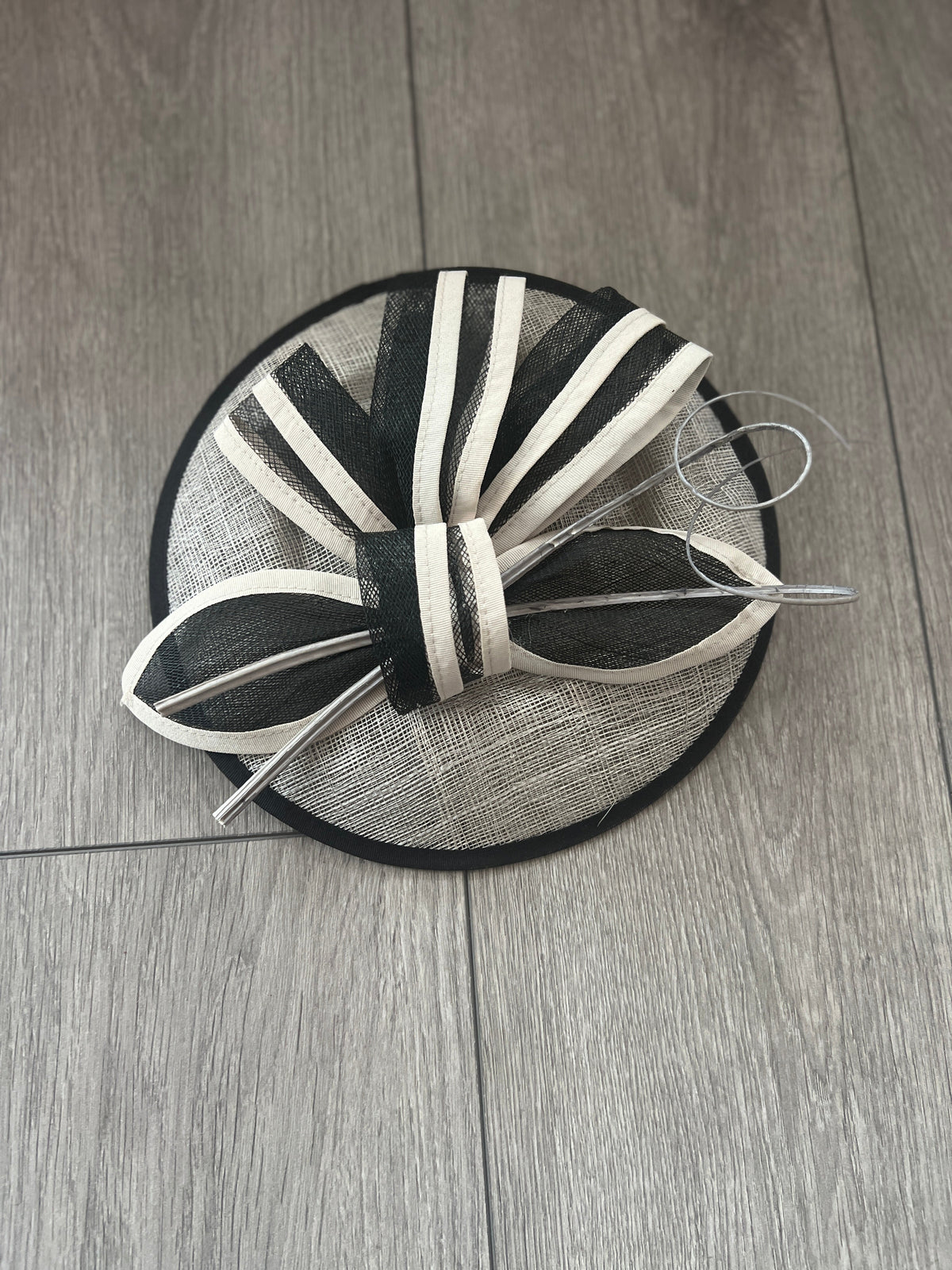Silver &amp; Black Round Saucer Fascinator With Quills-Fascinators Direct