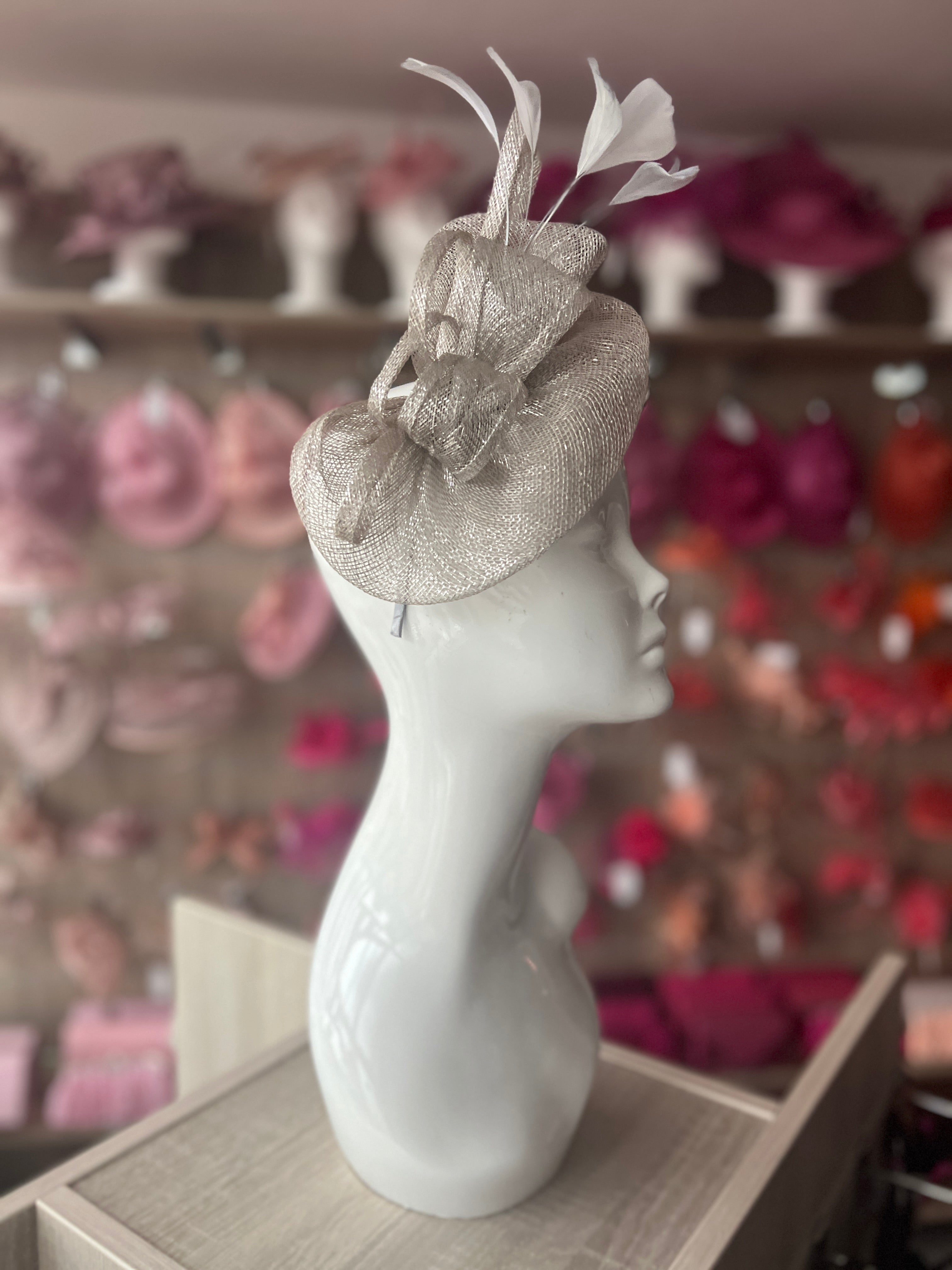 Silver Metallic Fascinator With Oval Base