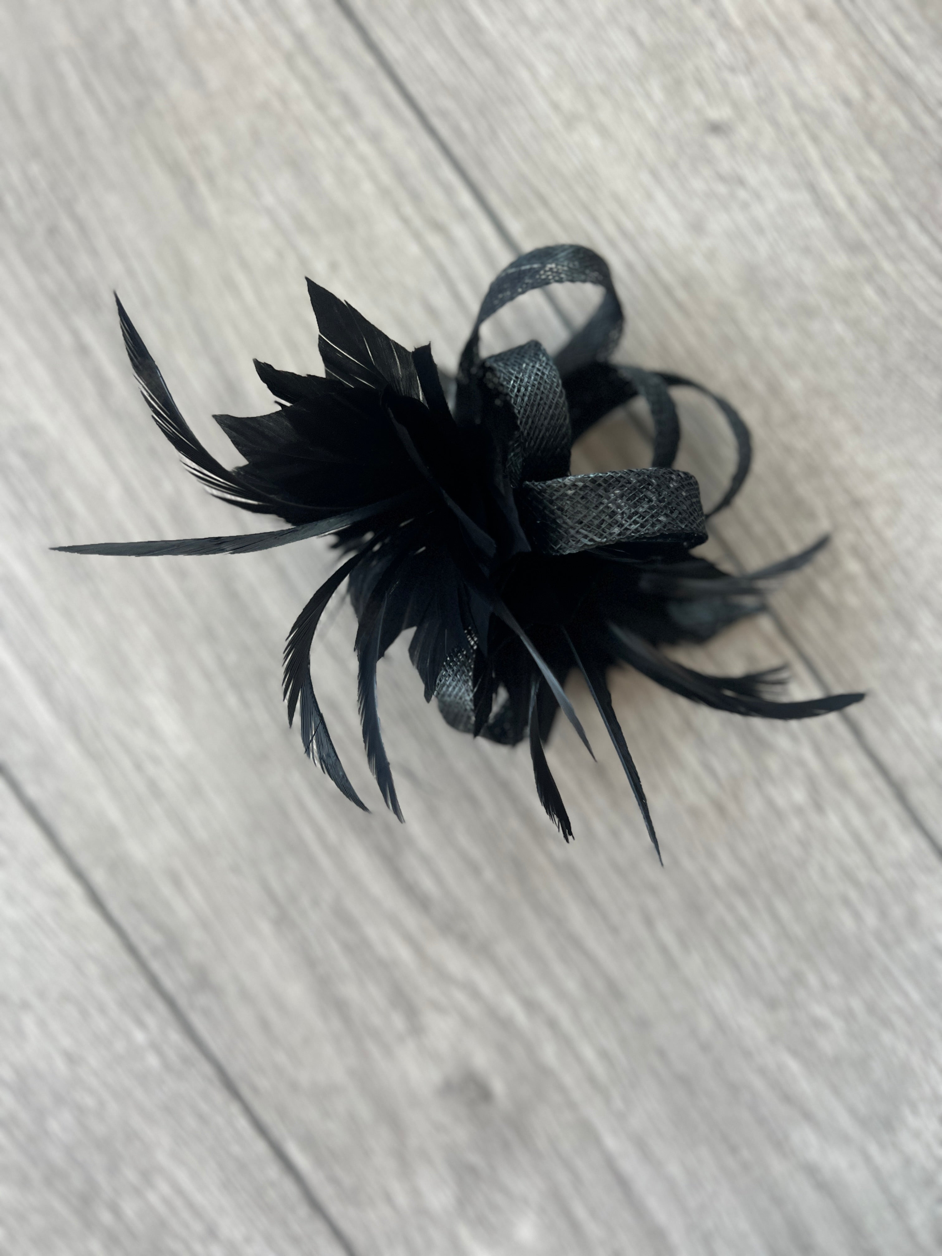 Small Black Fascinator Clip with Feathers Loops