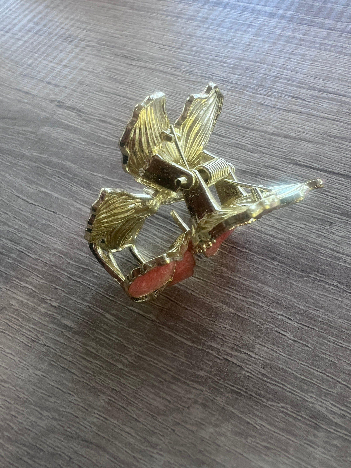 Small Metal Flower Hair Claw- Coral-Fascinators Direct