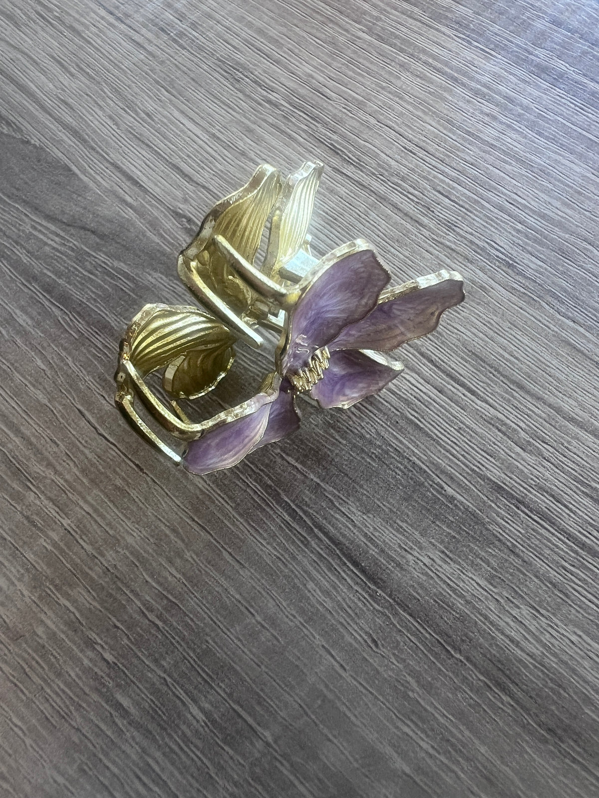 Small Metal Flower Hair Claw- Lilac-Fascinators Direct