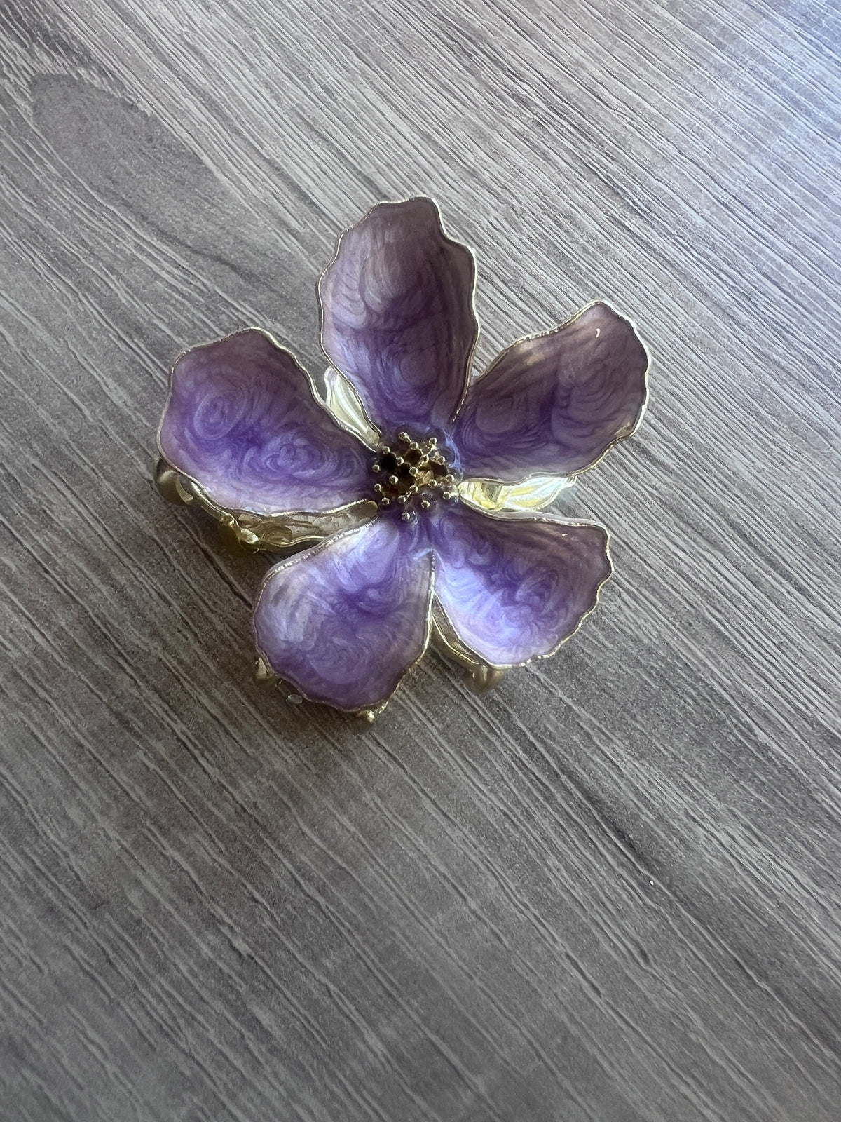 Small Metal Flower Hair Claw- Lilac-Fascinators Direct