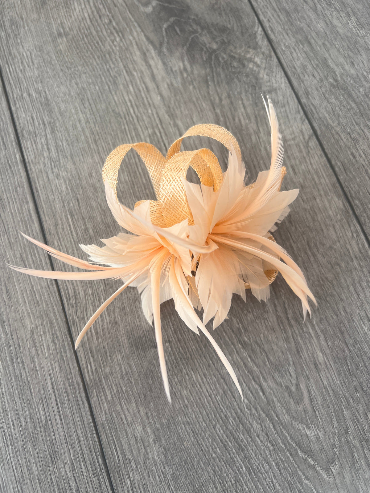 Small Peach Fascinator Clip with Feathers &amp; Sinamay Loops-Fascinators Direct