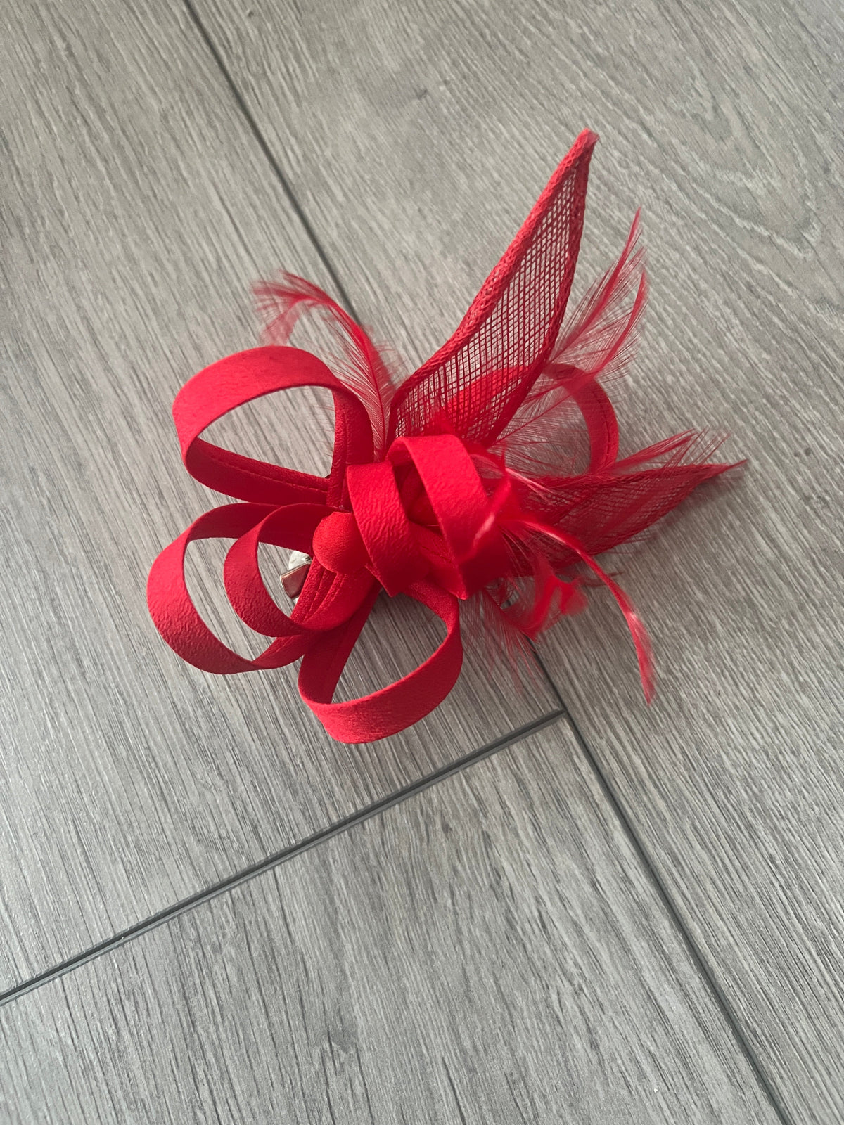Small Red Fascinator Clip with Feathers &amp; Satin Loops-Fascinators Direct