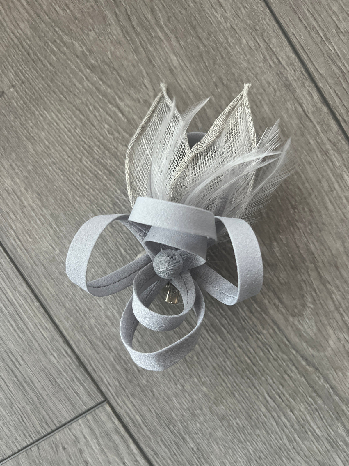 Small Silver Fascinator Clip with Feathers &amp; Satin Loops-Fascinators Direct