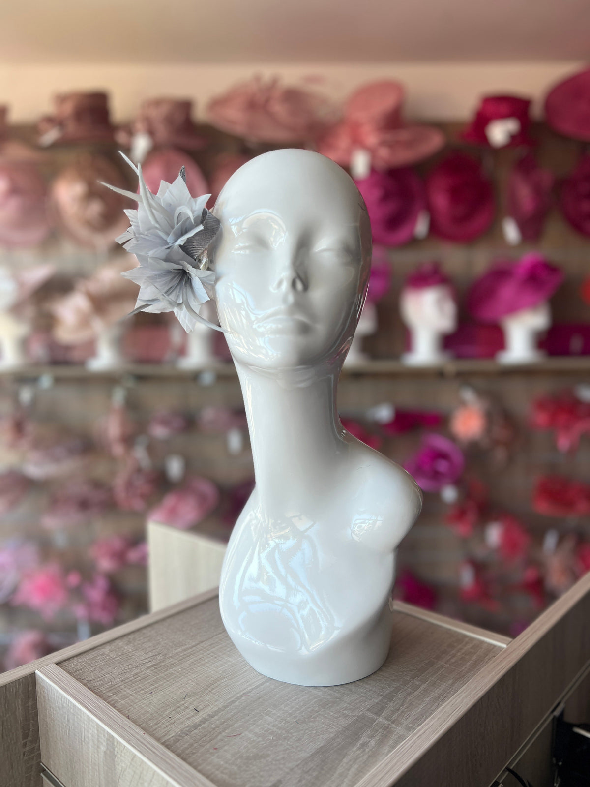 Small Silver Grey Fascinator Clip with Feathers &amp; Sinamay Loops-Fascinators Direct