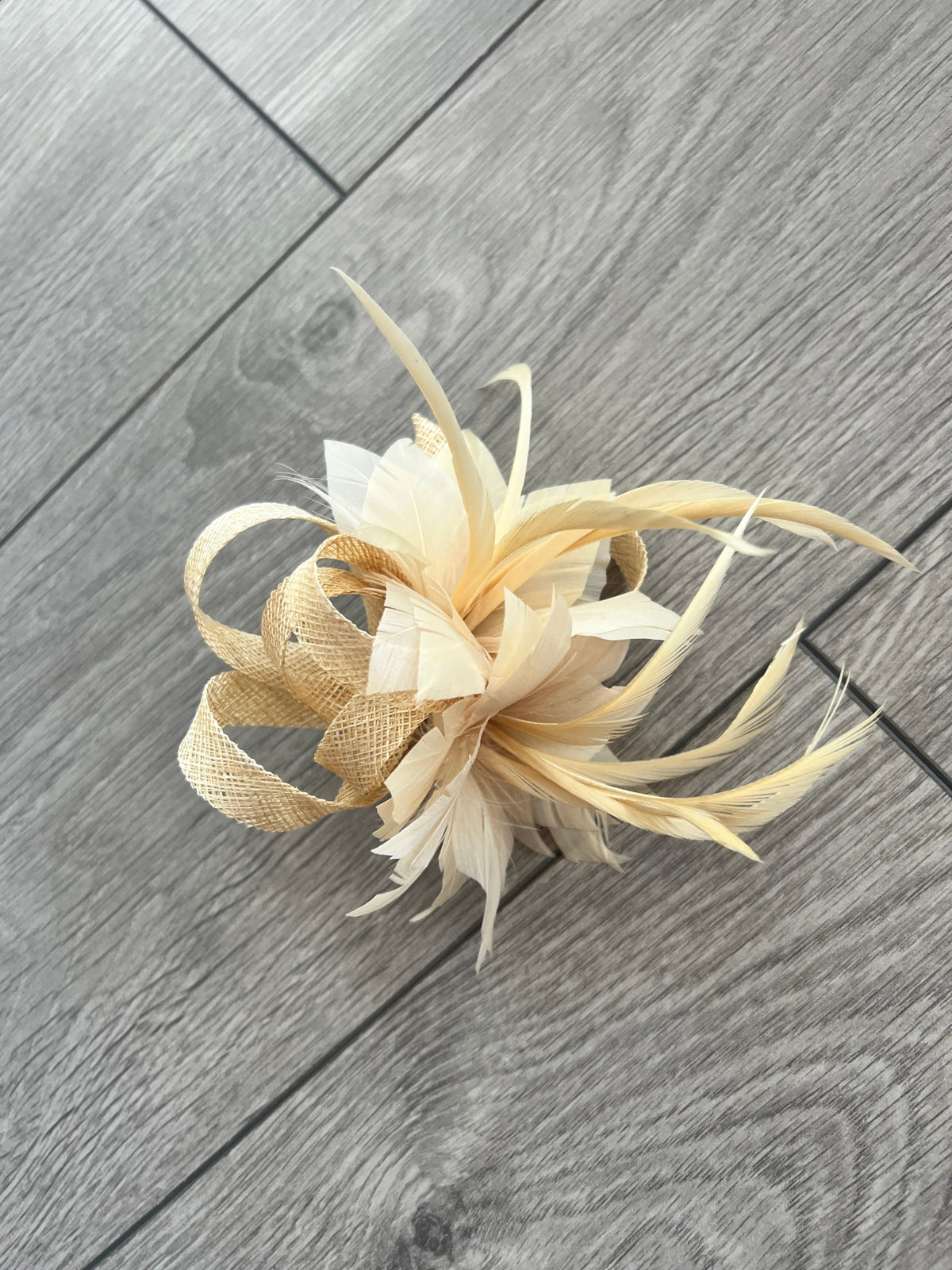 Small Wheat Fascinator Clip with Feathers &amp; Loops-Fascinators Direct