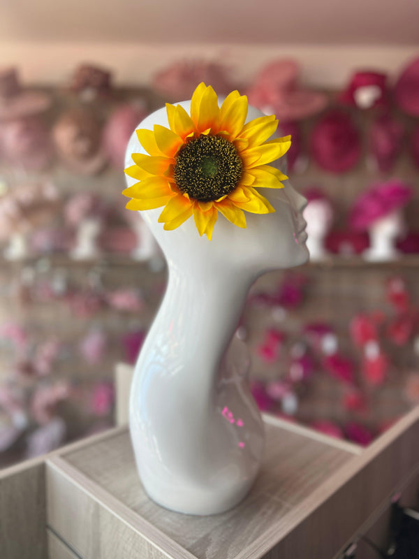 Sunflower clips for hair hotsell
