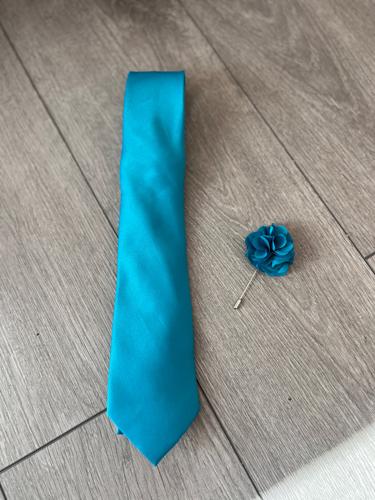 Teal Men’s Classic Tie &amp; Pin-Fascinators Direct
