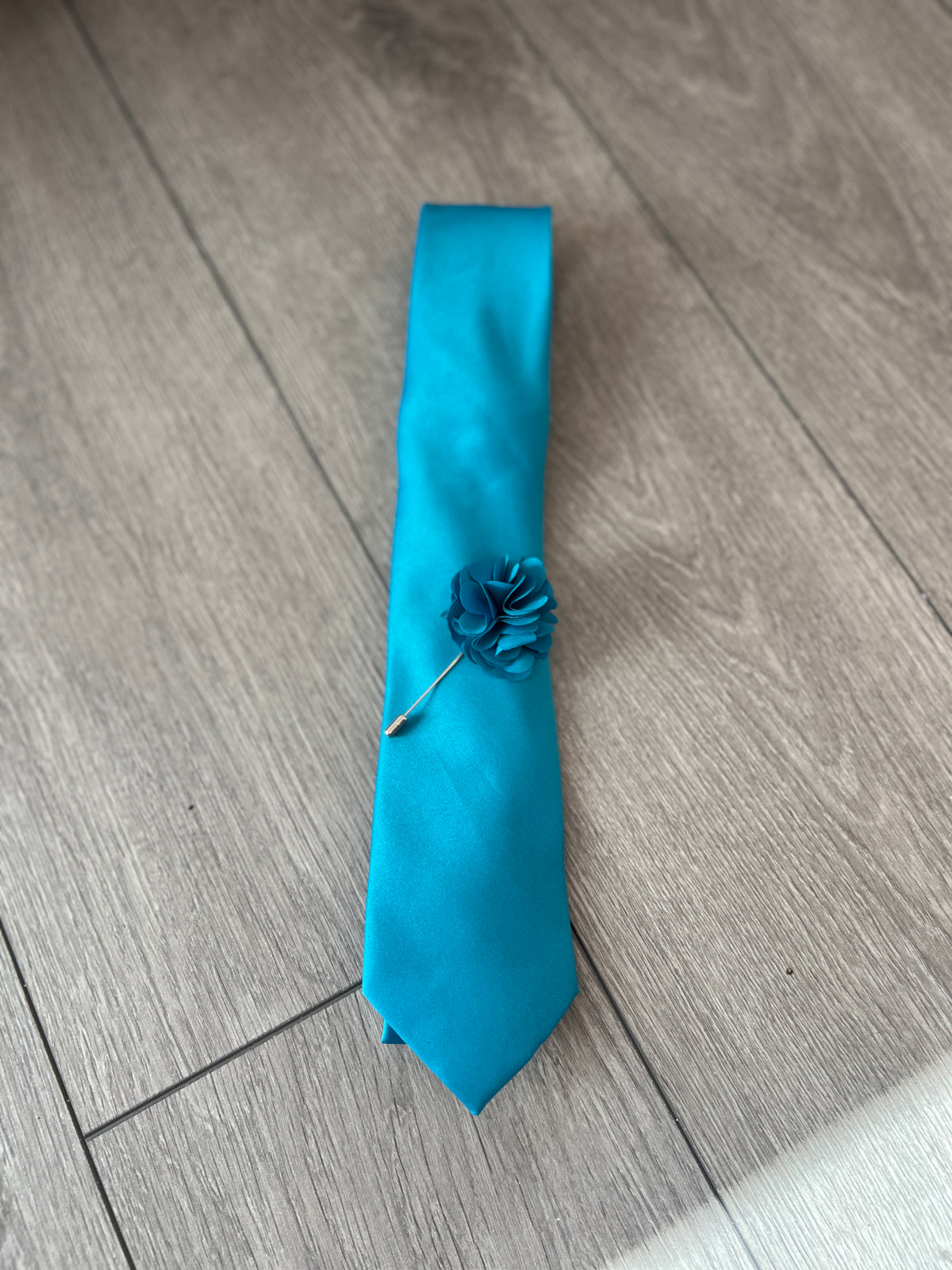 Teal Men’s Classic Tie &amp; Pin-Fascinators Direct