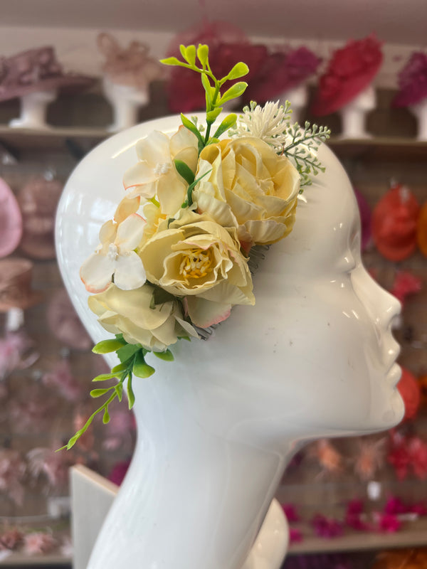 Vintage-Inspired Cream Floral Hair Comb Original Boho Dried Red Orange Ivory Real Flower Hair Comb  main image 4