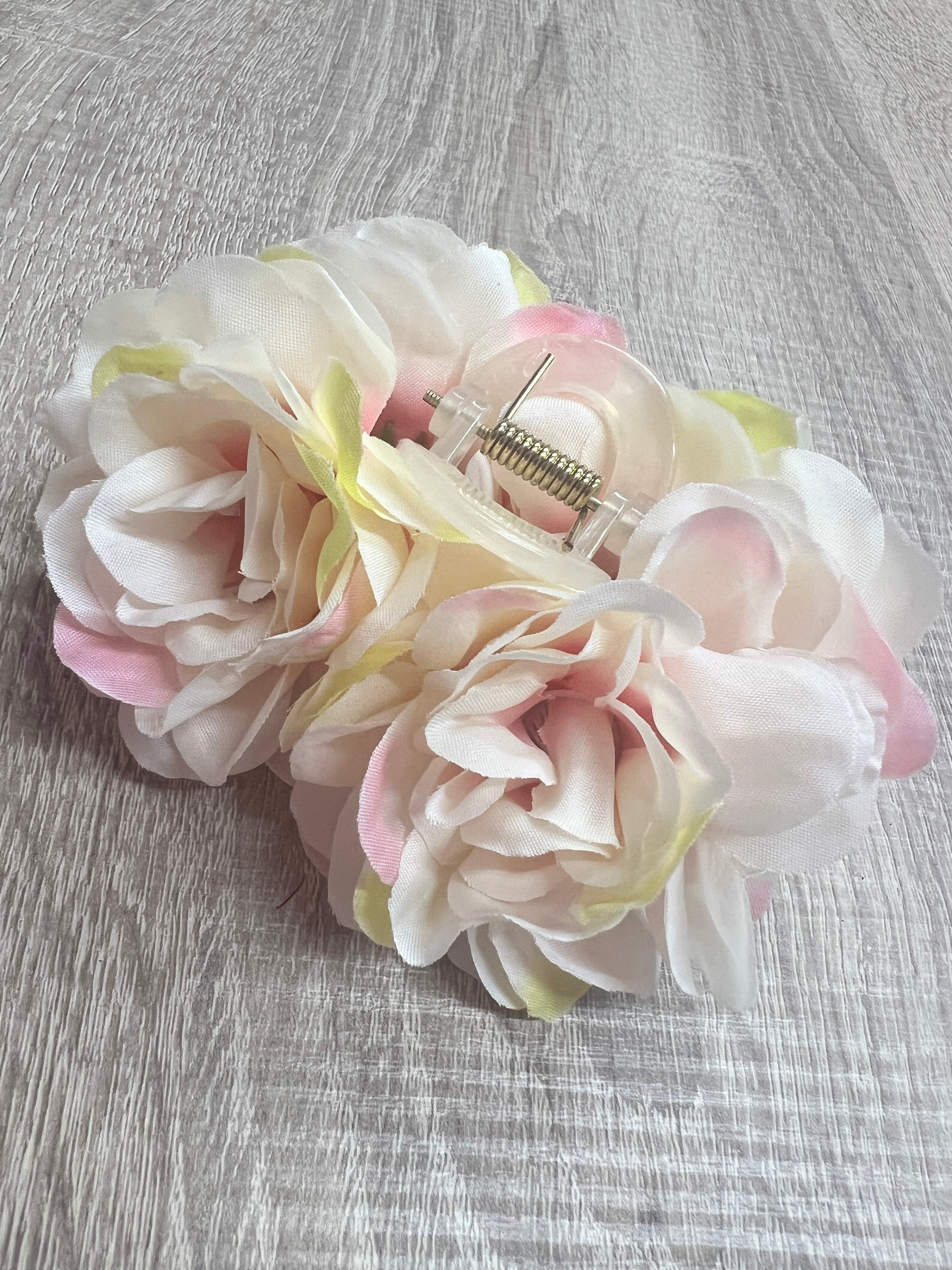 Vintage Rose Flower Ivory & Pale Pink Fascinator Hair Claw