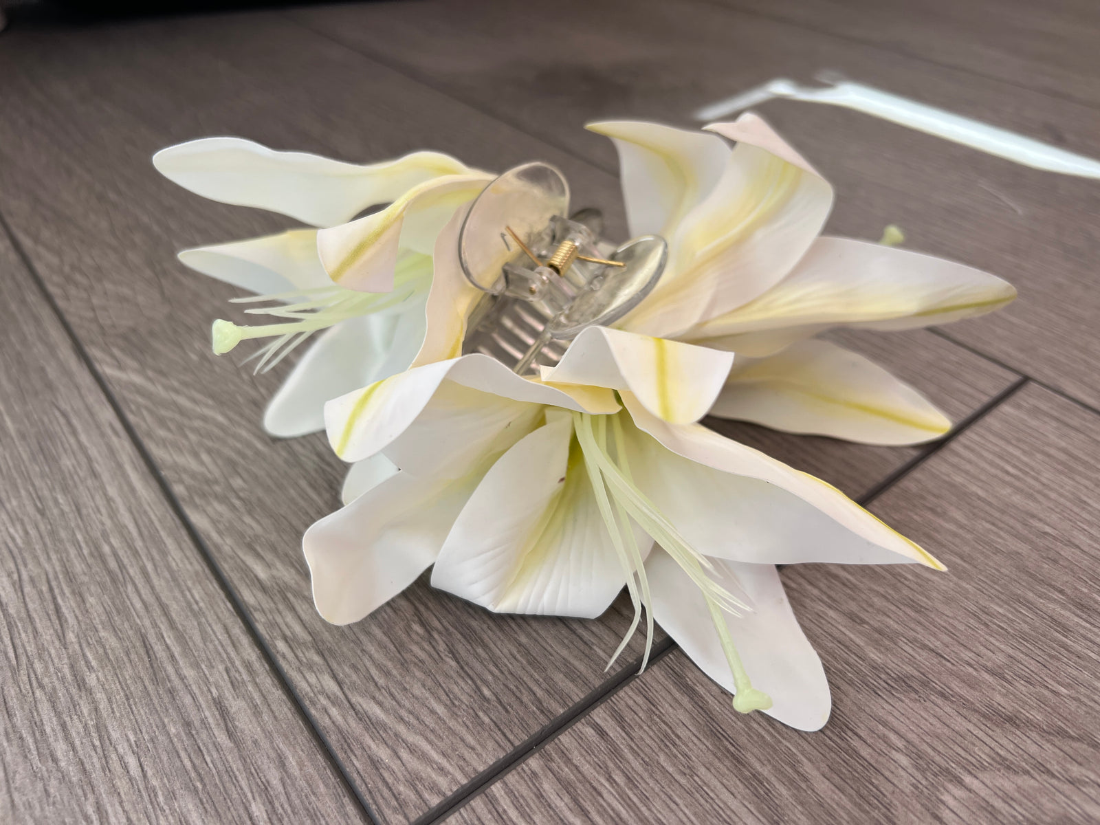 White Lily Flower Claw Clip-Fascinators Direct