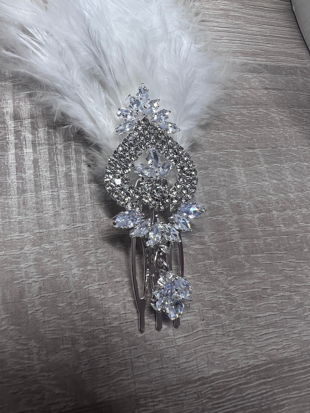 White Vintage Feather Flapper Hair Comb With Diamanté Embellishment-Fascinators Direct
