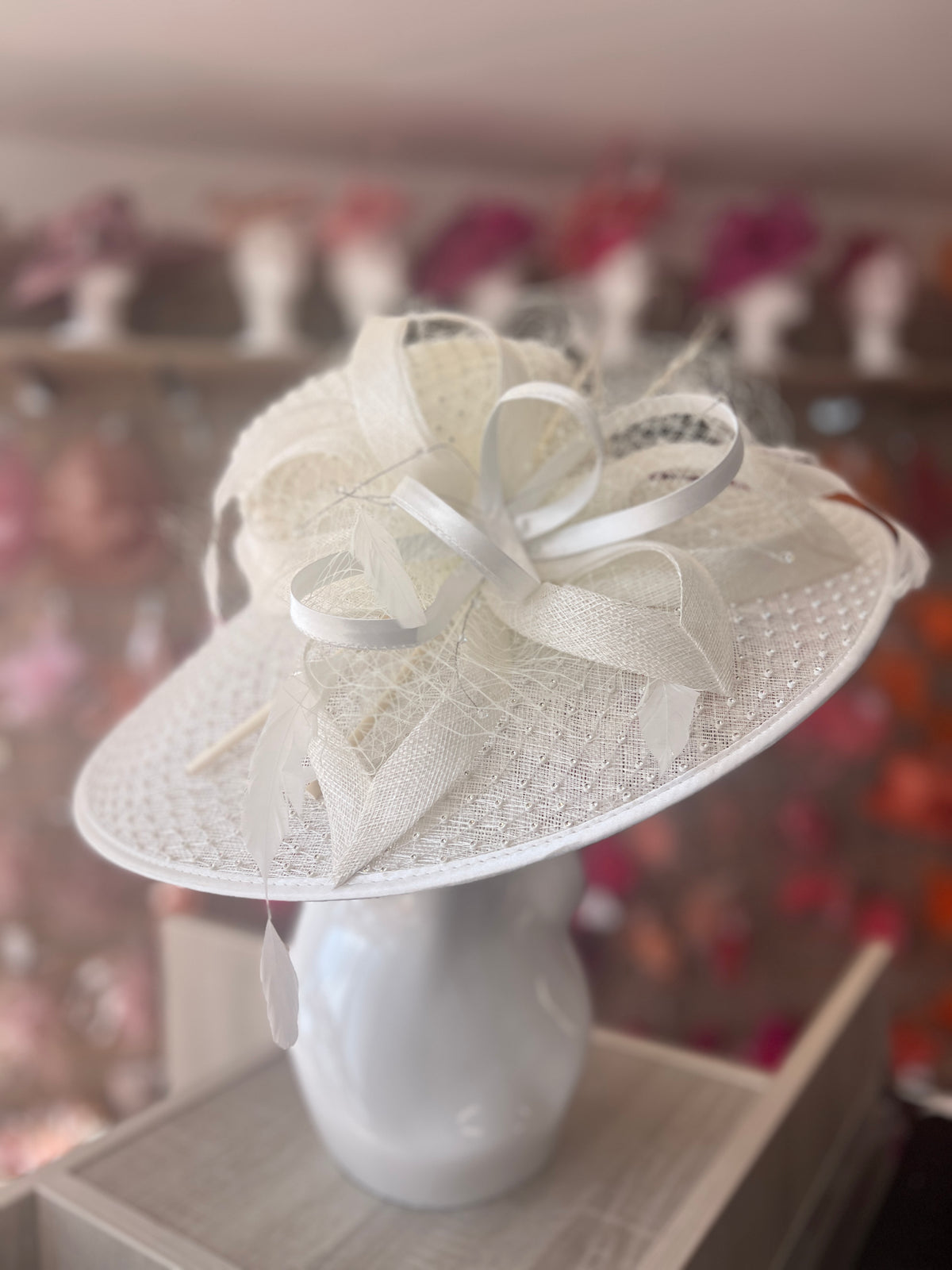 Caprilite Fascinator con piume e fiori, per cappelli e veli, fascia con Caprilite Fascinator con piume e fiori, per cappelli e veli, fascia con