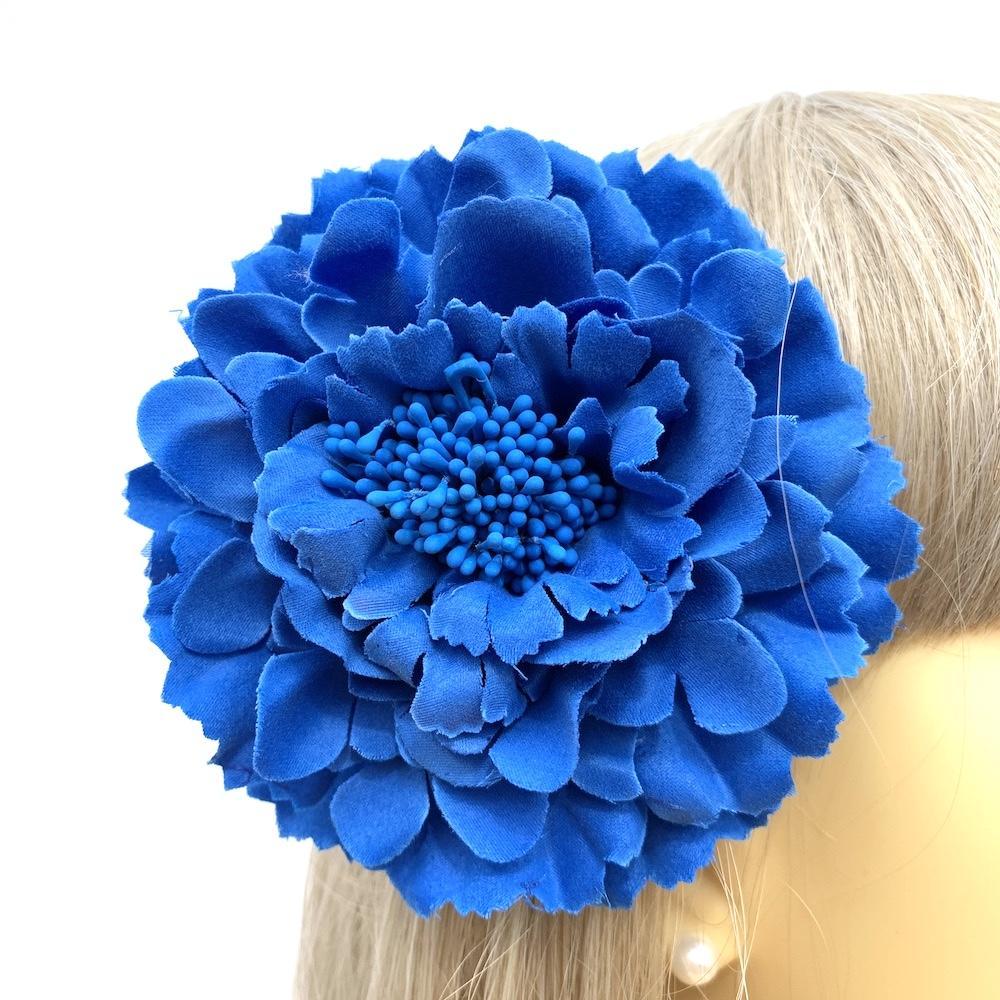 Blue flower clearance clip